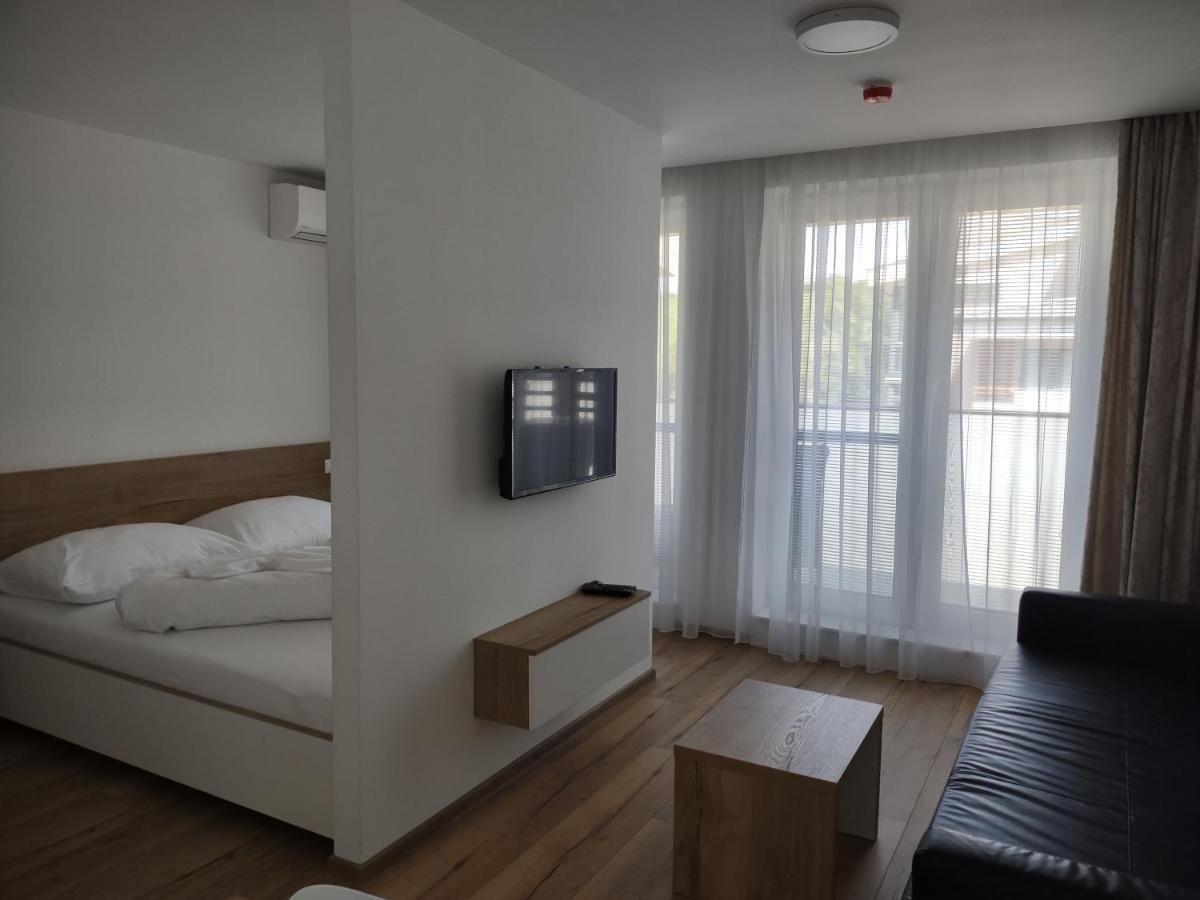 Apartman Kyjev Podhájska Extérieur photo